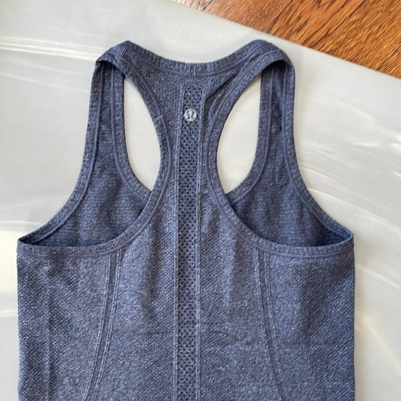 Lululemon I 4 - Picture 7 of 11